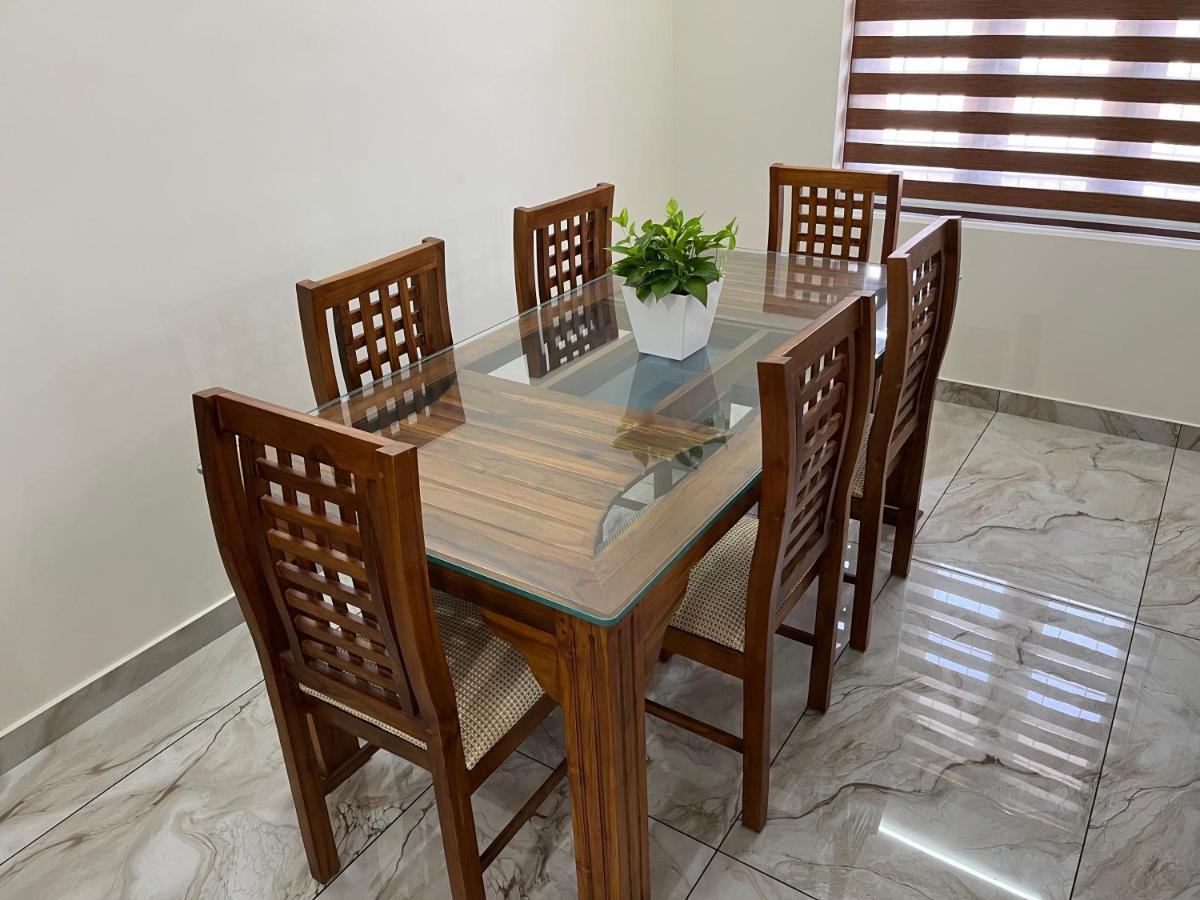 Solomon Apartments,Alappuzha Beach. 外观 照片